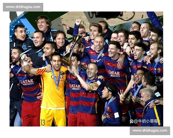 41 岁门神再创奇迹!帕斯维尔续约阿贾克斯至 2026 年 41 岁门神再创奇迹!帕斯维尔续约阿贾克斯至 2026 年