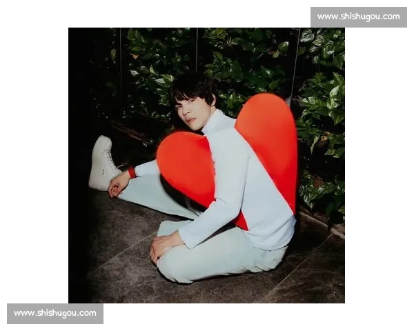 向佐跨界挑战全能明星新风貌 深度揭秘幕后努力与生活哲学